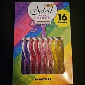BIC Soleil Simply Smooth Disposable Razors 14 pack NWB